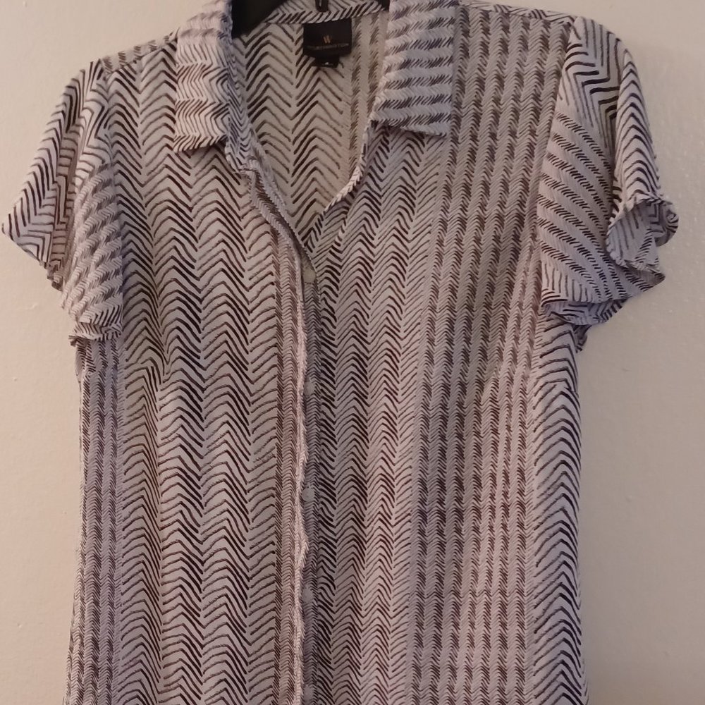 Worthington Black and White Short Flutter Sleeve Top Size S